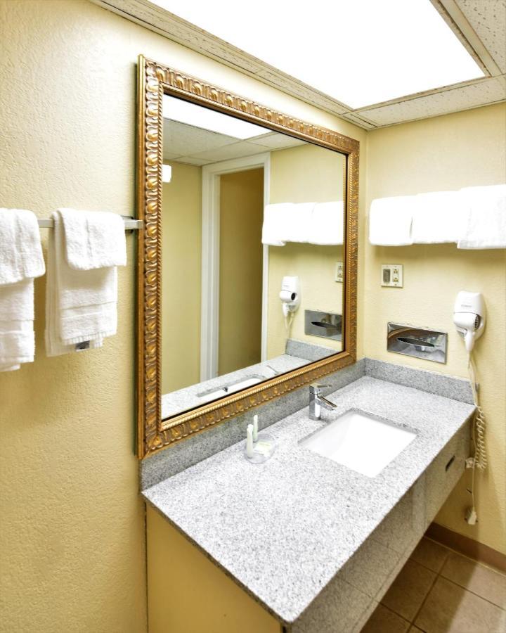 Rodeway Inn Harbison Area Columbia Ngoại thất bức ảnh
