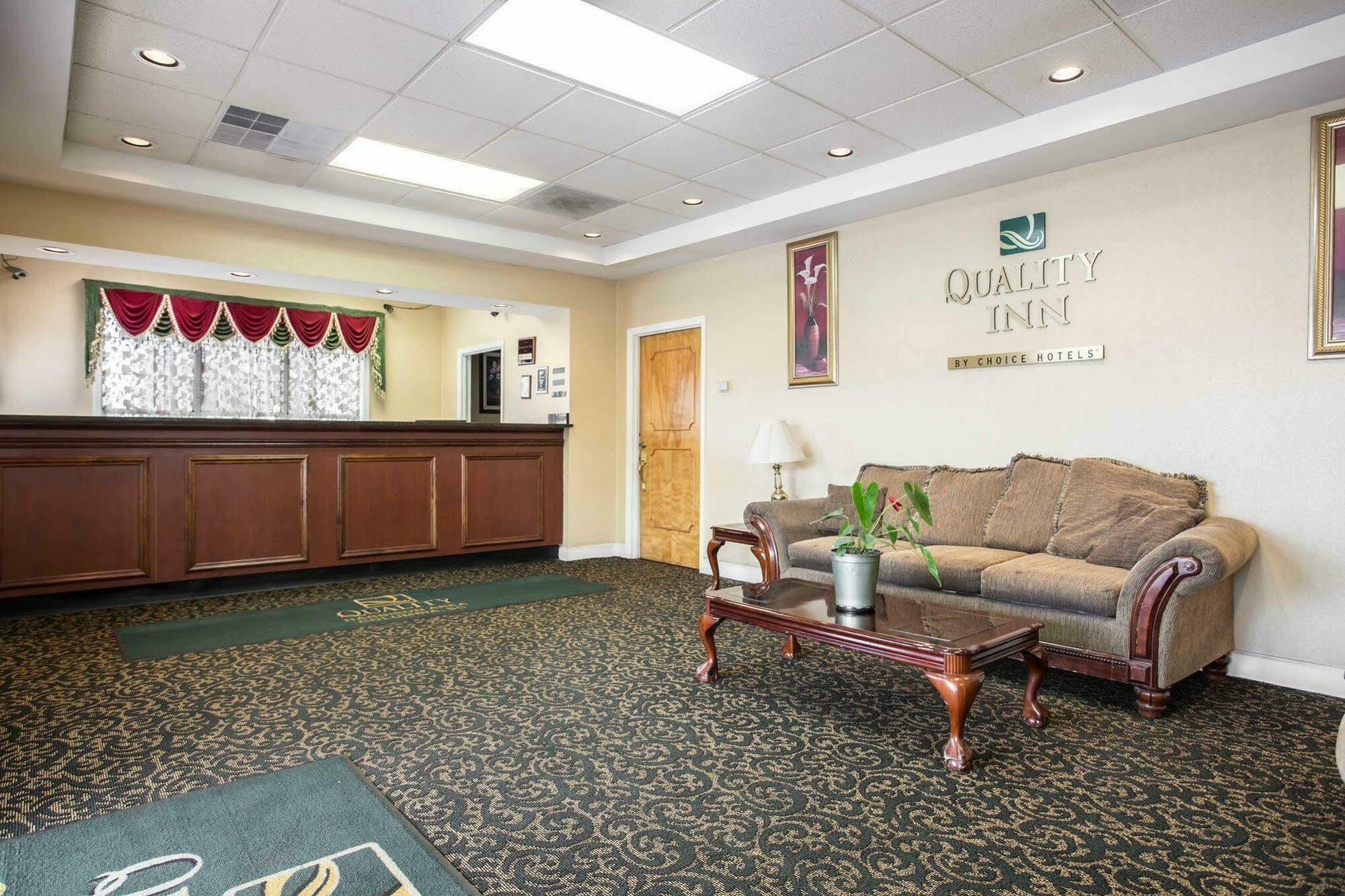 Rodeway Inn Harbison Area Columbia Ngoại thất bức ảnh